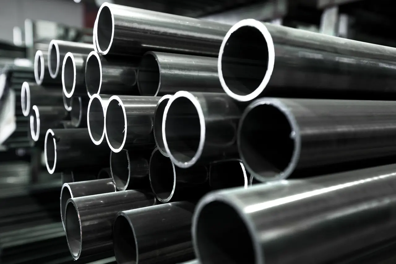 Pipes Tubes round 1